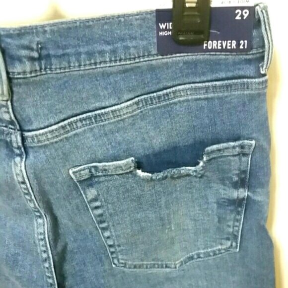 New Forever 21 High Rise Flare Ankle Jeans - Picture 10 of 11